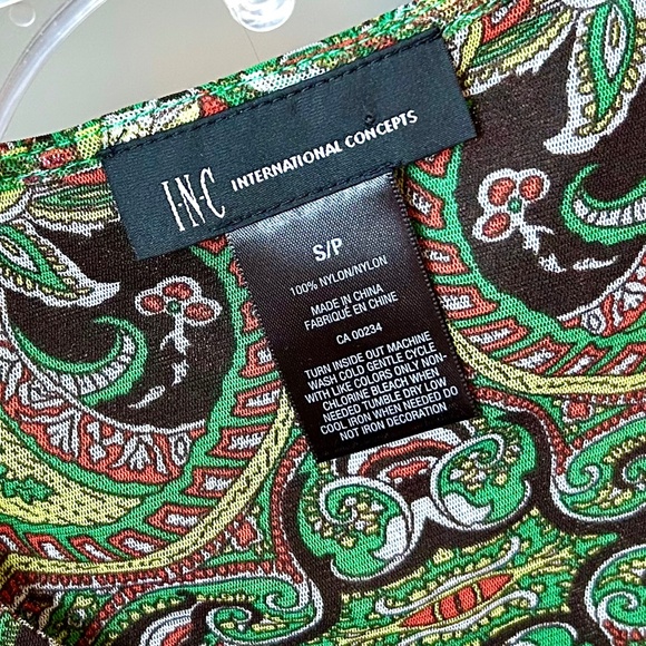 Beaded - Jewelled INC Gorgeous Paisley Print Sleeveless Blouse - Picture 6 of 6